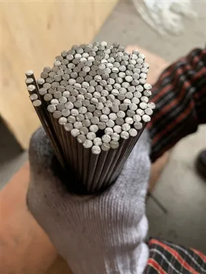 ঢালাইয়ের উদ্দেশ্যে কোল্ড স্পার্ক সারফেস মেরামতের জন্য খাঁটি নিকেল ওয়েল্ডিং ...